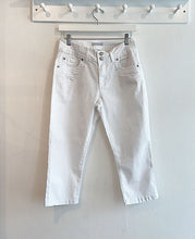 Load image into Gallery viewer, Red Button Romy Capri Cotton Trousers - White