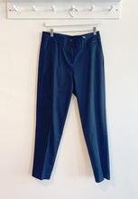 Load image into Gallery viewer, Red Button Diana Smart Cropped Trousers - Navy