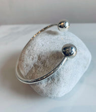 Load image into Gallery viewer, Silver Plated Torque Bangle