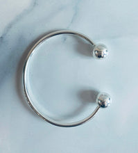 Load image into Gallery viewer, Silver Plated Torque Bangle