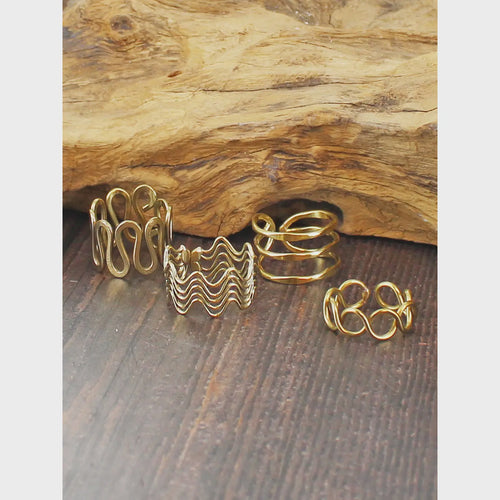 Circle Open Ring - Gold