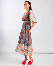 Load image into Gallery viewer, Sienna Contrast Floral Angel Sleeve Midi Dress