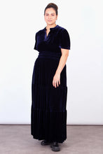 Load image into Gallery viewer, Roxy Tiered Velvet Maxi Dress - Navy