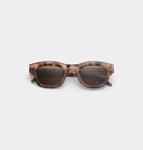 Load image into Gallery viewer, A.Kjærbede Lane Sunglasses - Coquina