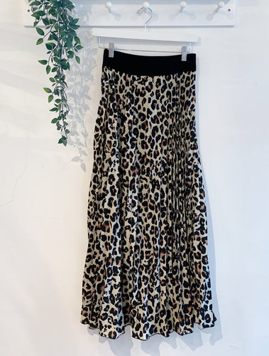 Athena Leopard Print Pleated Skirt - Stone