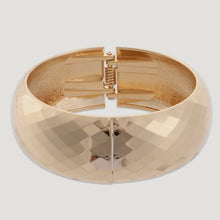 Load image into Gallery viewer, Alesha Chunky Hinged Bracelet - Gold