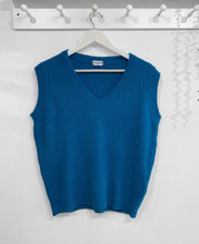 Load image into Gallery viewer, Elin Alpaca Wool Blend V Neck Tank Top - Blue