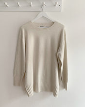 Load image into Gallery viewer, Freda Cable Knit Jumper - Cream