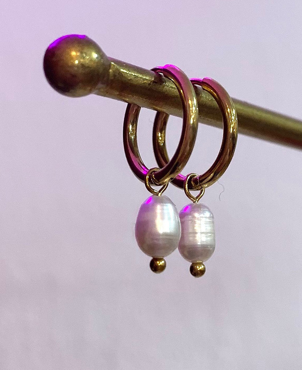 Iris & I Lydia Freshwater Pearl Drop Earrings - Gold plated