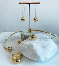 Load image into Gallery viewer, Gold Plated Large Bead Ring