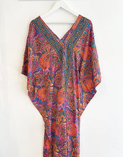 Load image into Gallery viewer, Selene Long Paisley Print Kaftan Dress