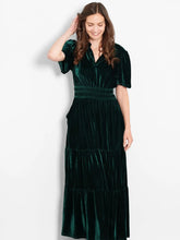 Load image into Gallery viewer, Roxy Tiered Velvet Maxi Dress - Emerald