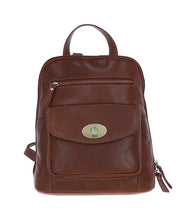 Load image into Gallery viewer, Michigan Leather Medium Backpack - Tan