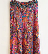 Load image into Gallery viewer, Harmonia Paisley Print Long Skirt - Pink