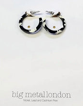 Load image into Gallery viewer, Ava Resin Tiny Hoop Earrings