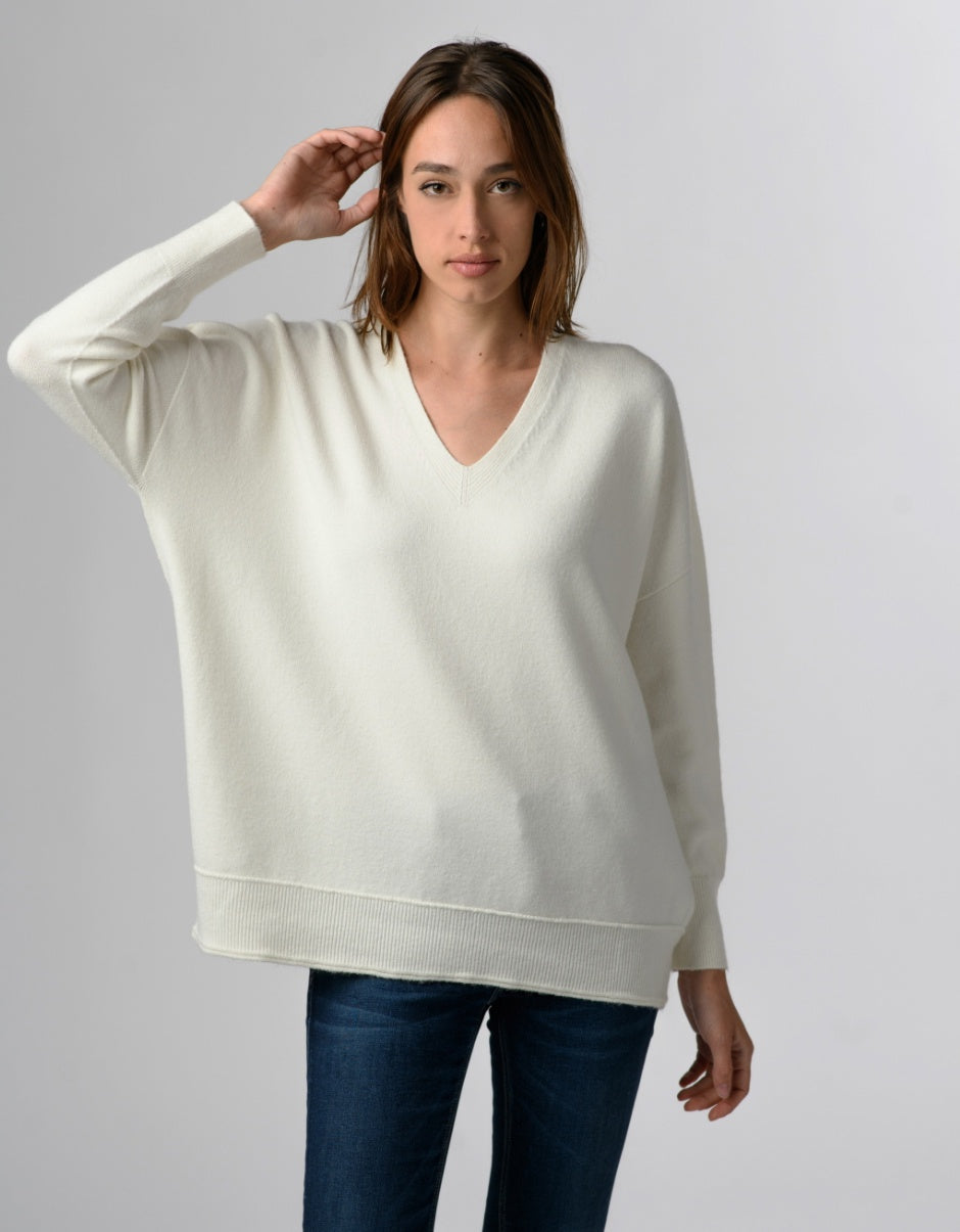 Charlene V Neck Jumper - Calce Cream